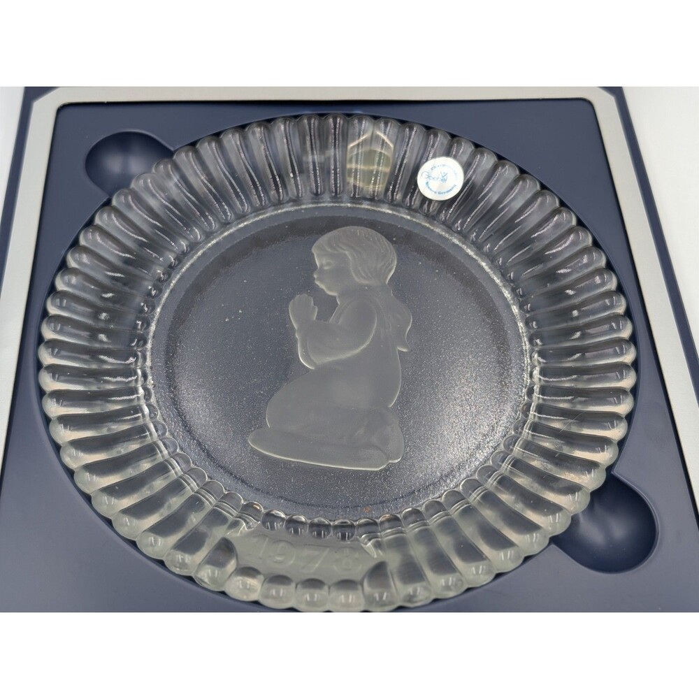 1978 Goebel Annual Crystal Glass Praying Girl Collector Plate First Edition